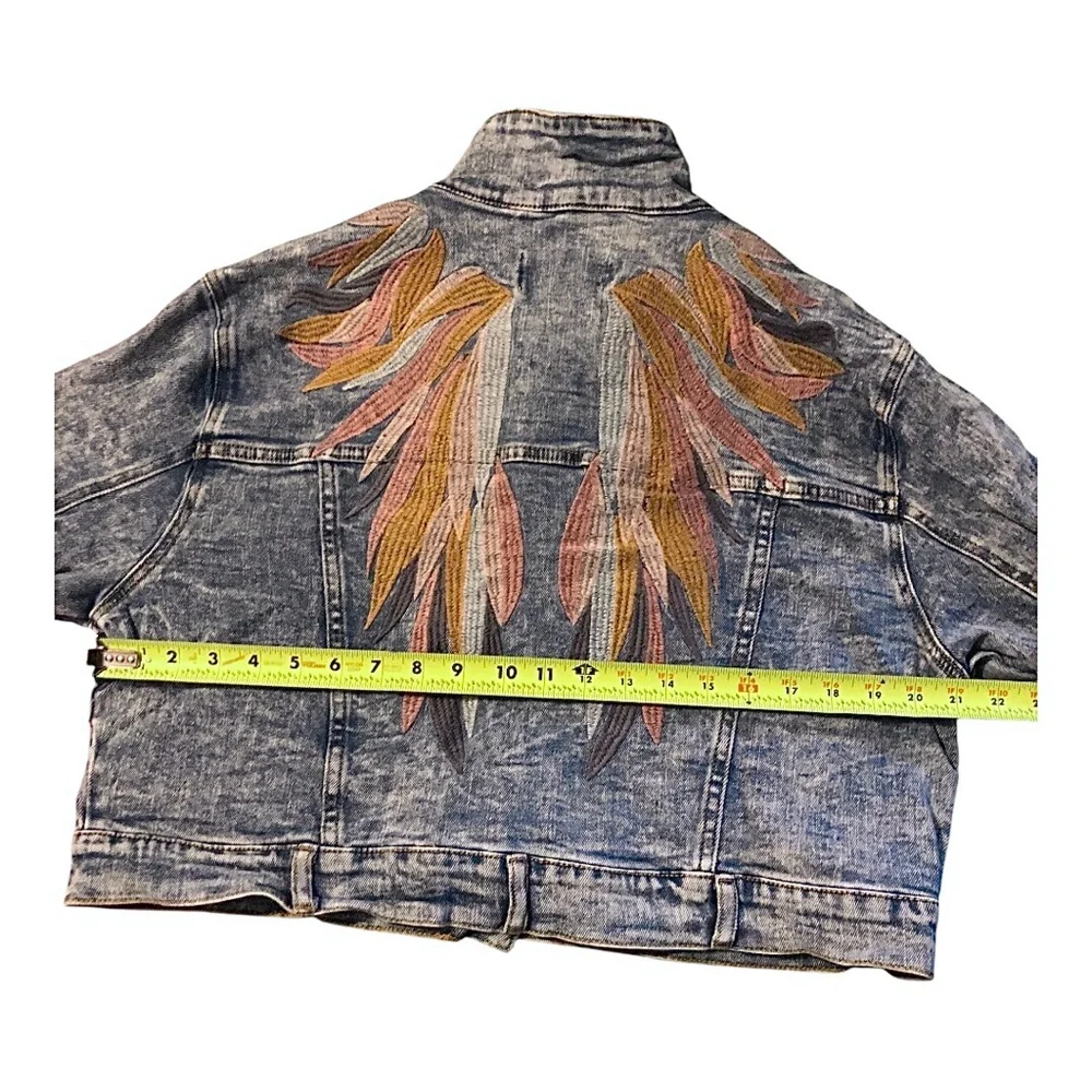 Austin Landing acid wash look‎ embroidered angel wings denim jeans jacket size M
